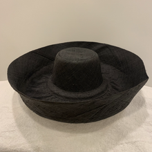 Load image into Gallery viewer, Estrella Handmade Straw Hat