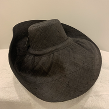 Load image into Gallery viewer, Estrella Handmade Straw Hat