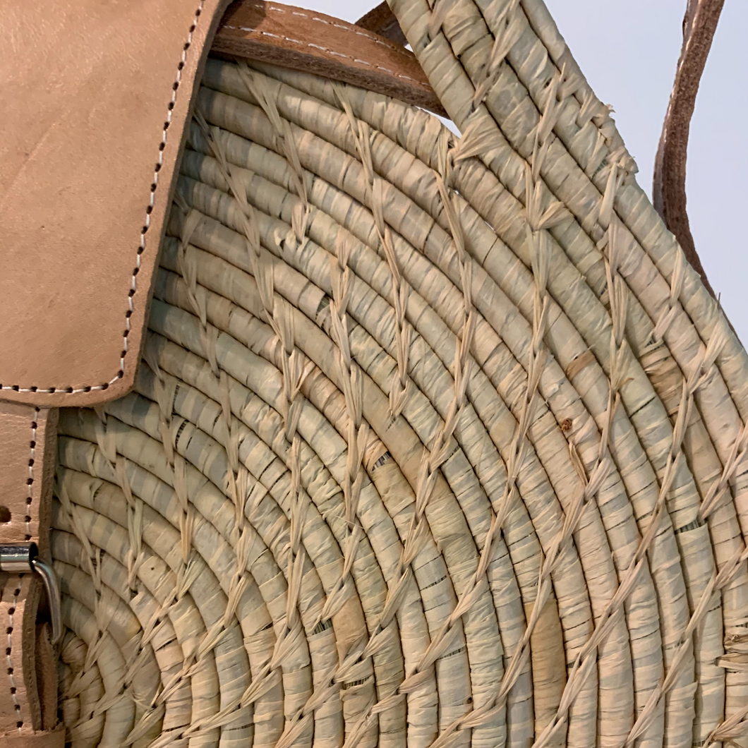 Handmade raffia convertible crossbody bag