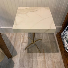 Load image into Gallery viewer, Mid-century End Table
