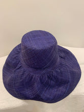 Load image into Gallery viewer, Estrella Handmade Straw Hat
