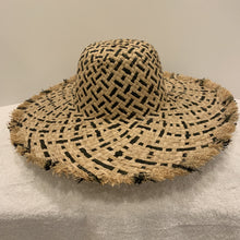 Load image into Gallery viewer, Packable straw hat 5&quot; brim handmade
