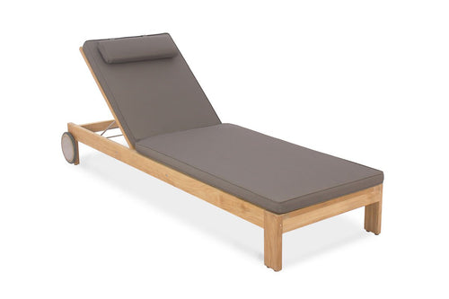 Solid teak sunlounger, adjustable back, set of wheels for easy placement, available with or without padded cushion, maui Modern Home, Wailea, HI, Brown Jordan, Glouster, barlow tyrie